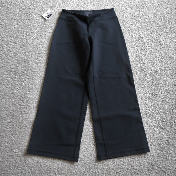 Athleta Pants - Athleta Yoga Capris size XXS Black